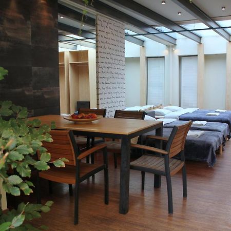 קרקוב Apartment With Garden In City Center מראה חיצוני תמונה