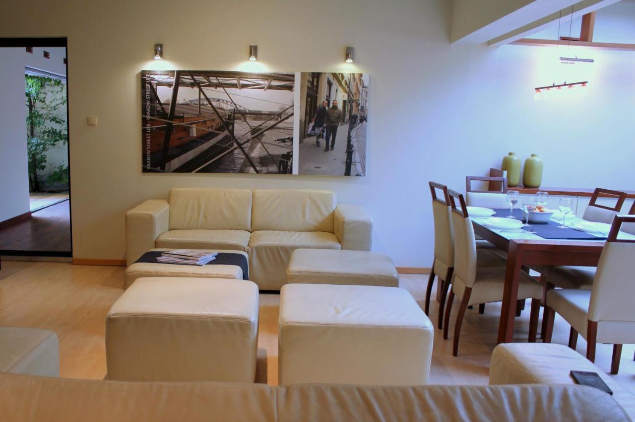 קרקוב Apartment With Garden In City Center מראה חיצוני תמונה